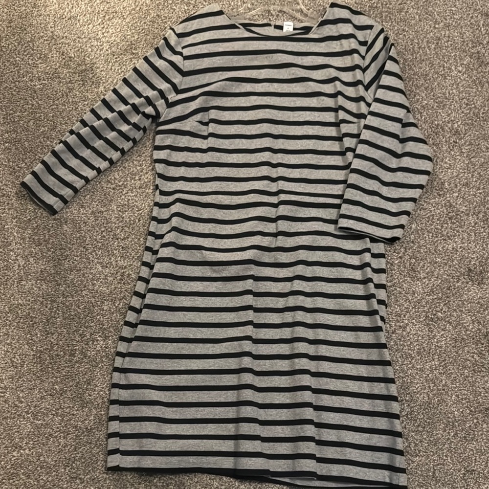 Old Navy Black and Gray Striped Dress